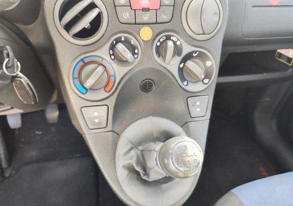 Fiat Panda cena 13700 przebieg: 159709, rok produkcji 2012 z Łochów małe 56